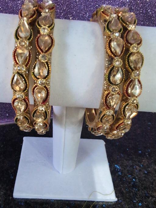  — women jewellery