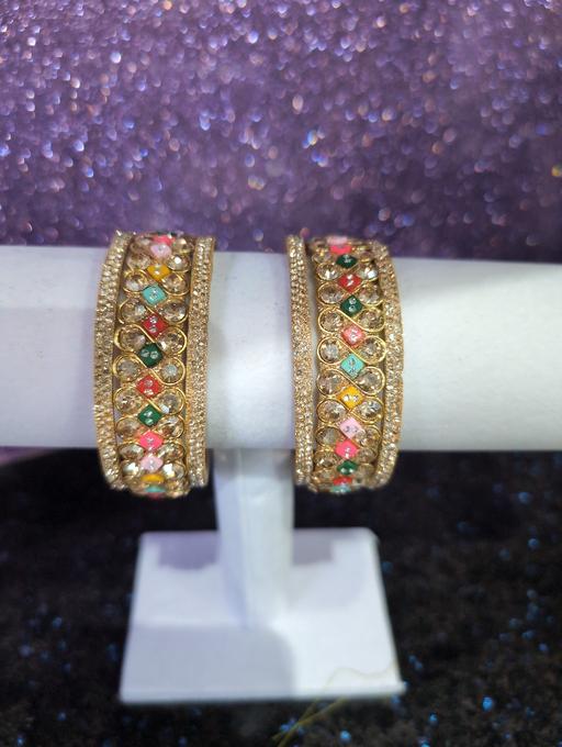  — women jewellery