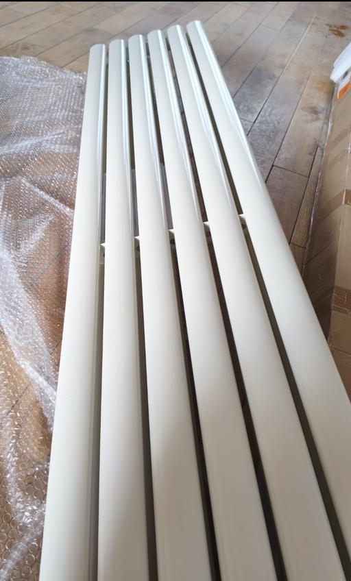  — Milano Aruba Vertical Radiator