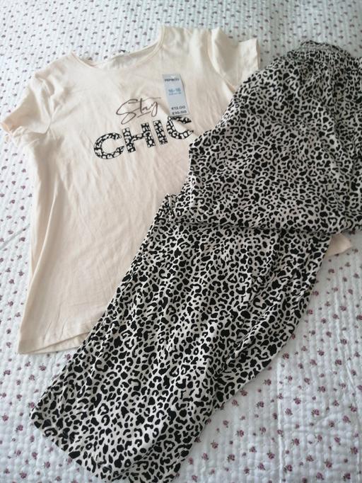  — ladies Pj's size *16/18*
