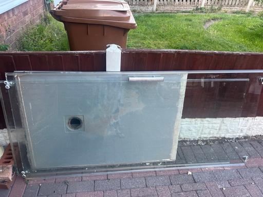  — 1200x 800 shower tray and 1700 glass