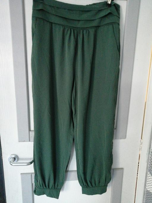  — ladies trousers size *XL* with pockets 