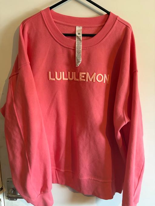  — Lululemon jumper