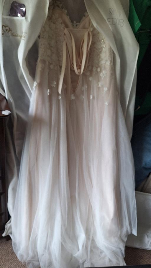  — brand new wedding dress