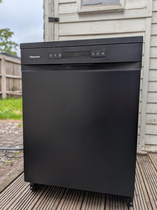  — Hisense Full-size Dishwasher Mate Black