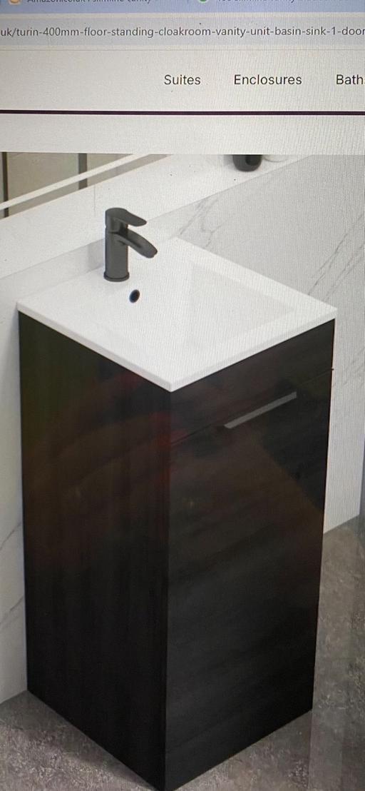  — 400mm vanity unit and sink brand new