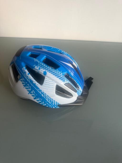  — Helmet for children
