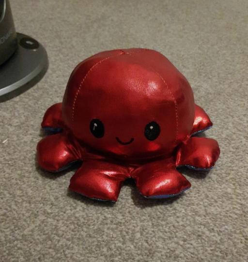  — Reversible mood octopus