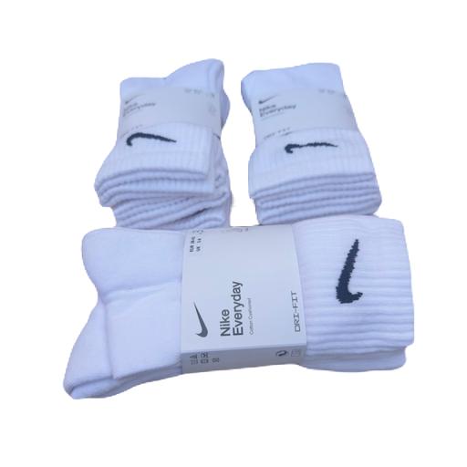  — Nike everyday crew unisex socks in white 5-8