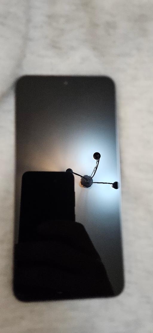  — Samsung galaxy S24"