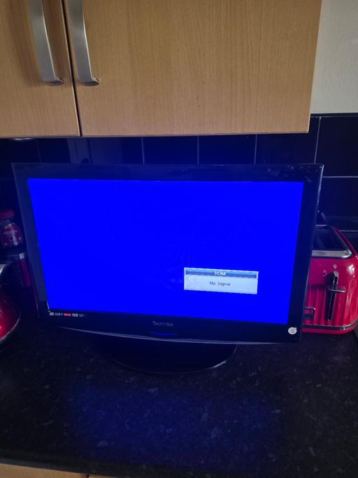  — small tv with built in dvd player