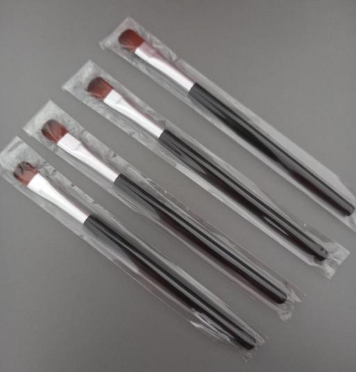  — 👁 Eyeshadow Brushes x4 👁