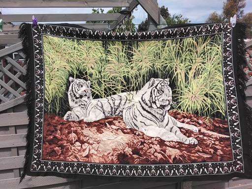  — vintage tigers wall tapestry big 120 x 90 cms