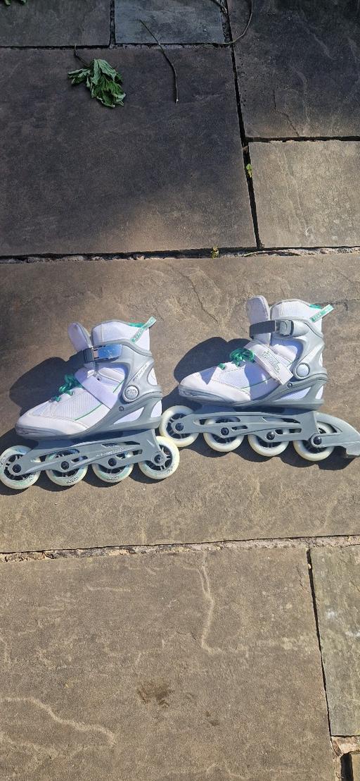  — Rollerblades size 6
