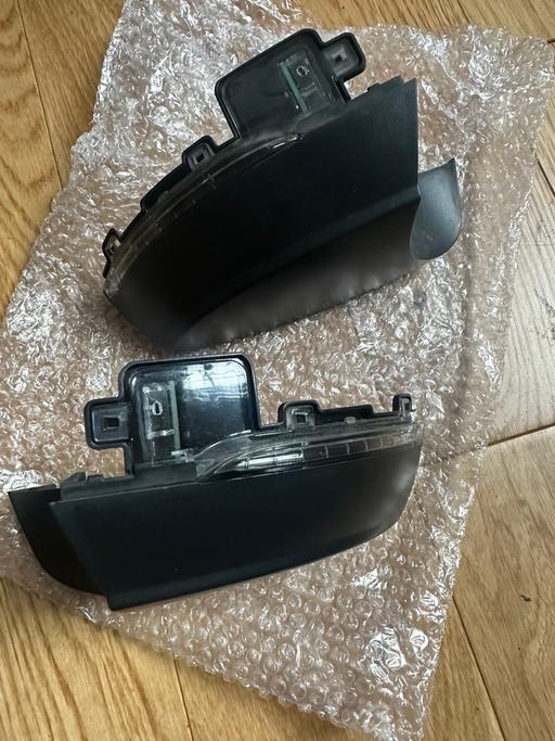  — Car wing mirror led lights