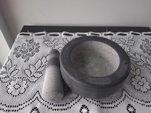  — Master Class Quarry Granite Mortar & Pestle