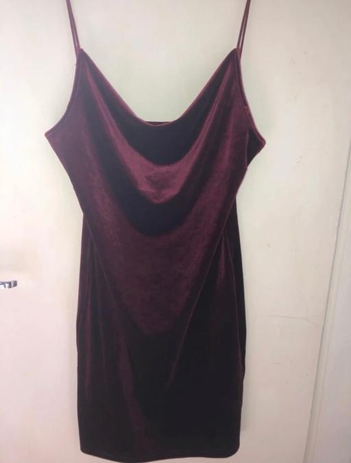  — Bodycon velvet dress