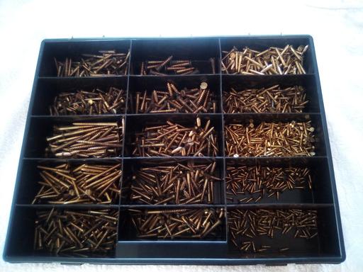  — brass screws