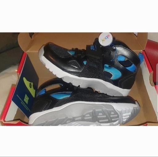  — Nike Air Huarache trainers