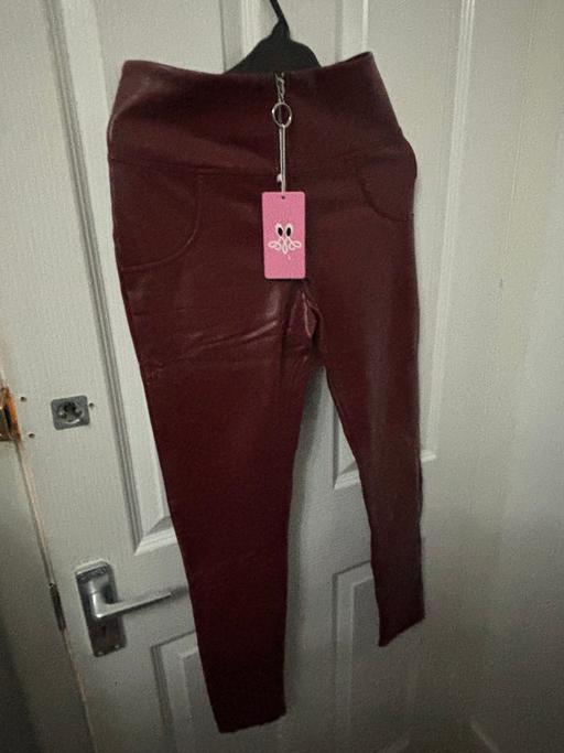  — women's high-waisted tights