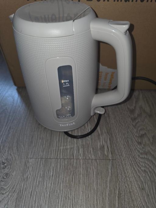  — Tefal Cream Kettle