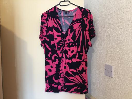  — Ladies Summer Top From ROMAN Size 16