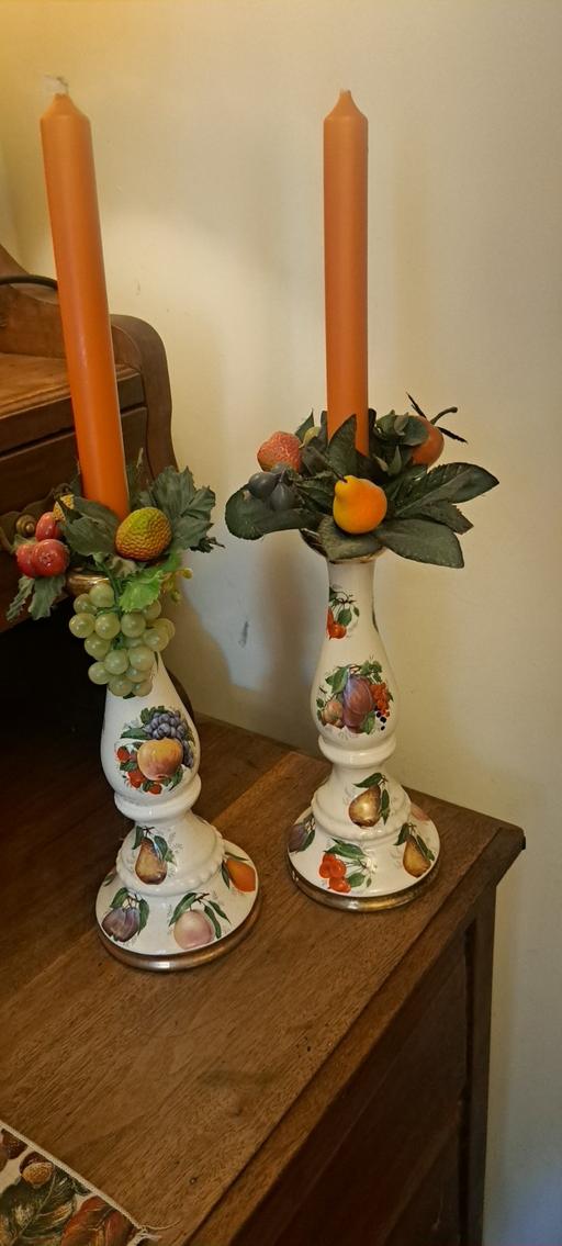  — Candle sticks