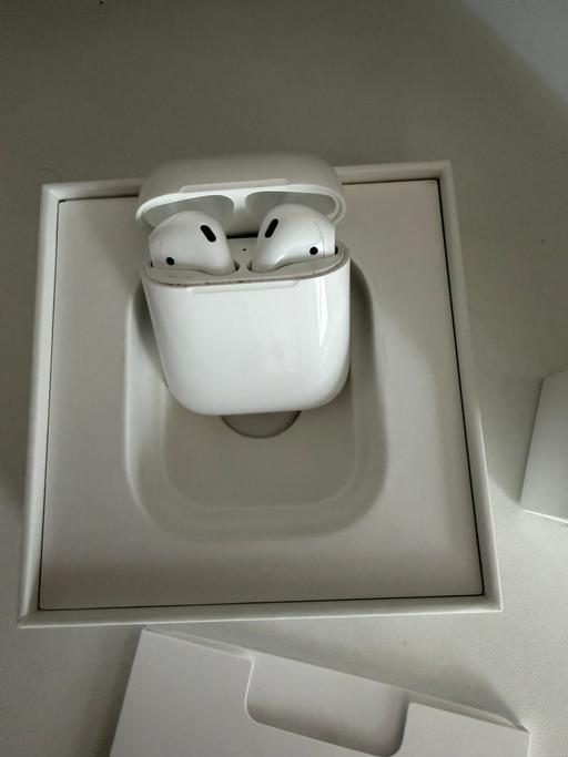  — Apple AirPods 2nd generation