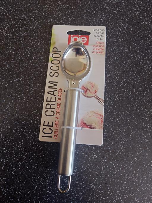 — Ice cream scoop