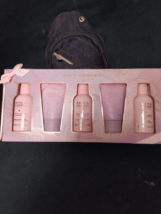  — BAYLIS & HARDING SIGNATURE COLLECTION
