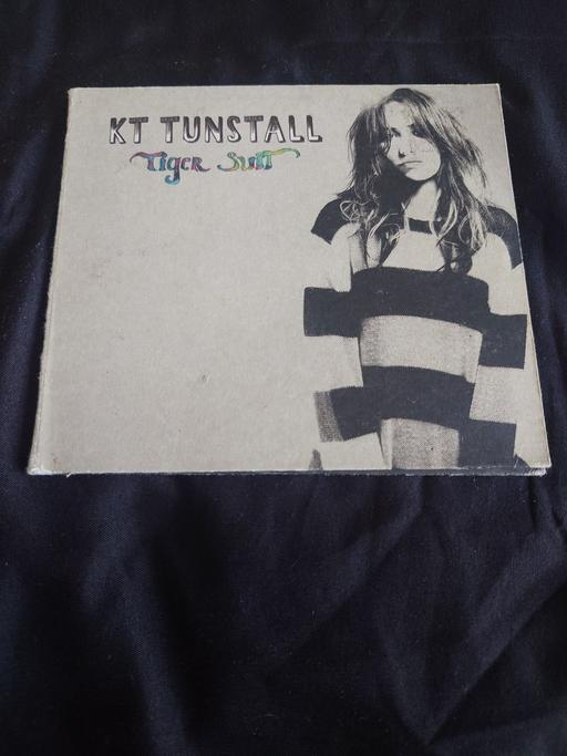  — KT tunstall - tiger suit CD