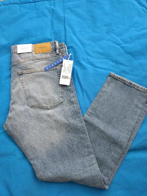  — Mens jeans BNWT