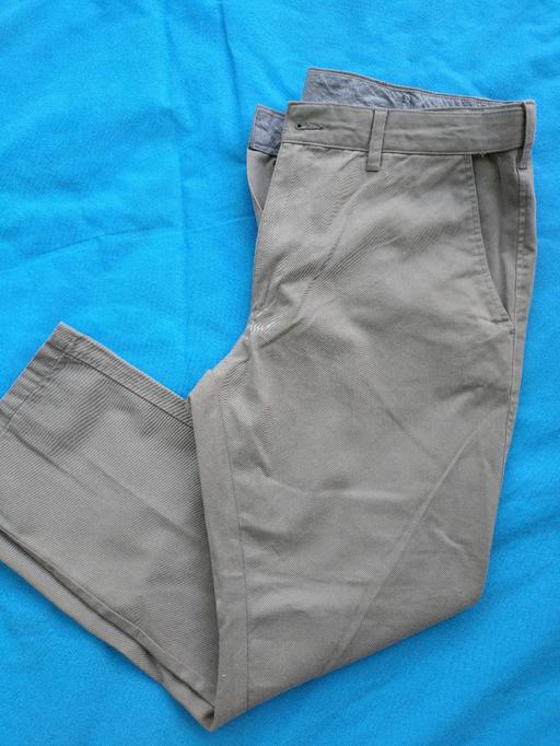  — Mens trousers