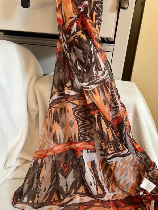  — Womens Scarf ( New )