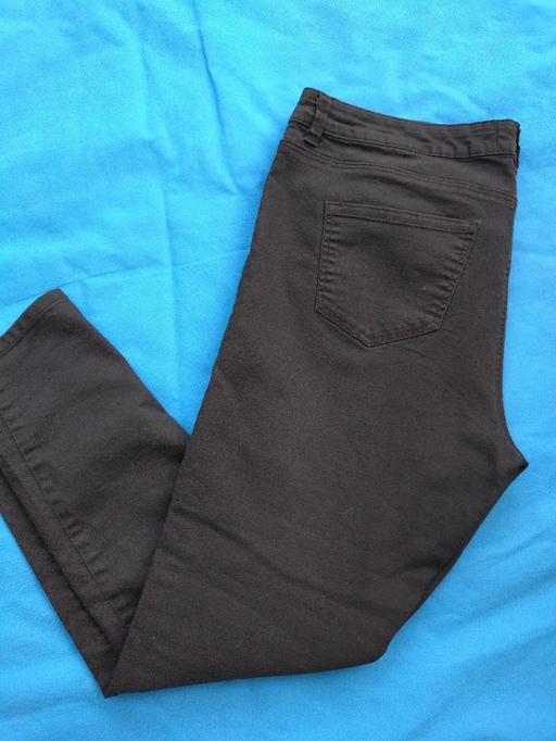  — Ladies skinny jeans