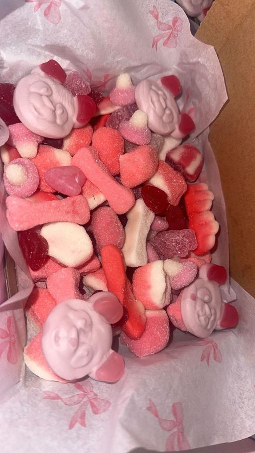  — Pink variety sweet boxes choose your own 💗🍬