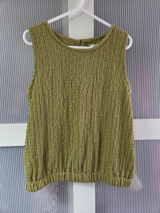  — Age 10 NEXT khaki green summer top