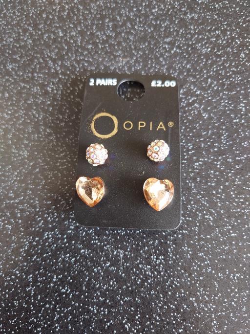  — Set of 2 oopia earrings