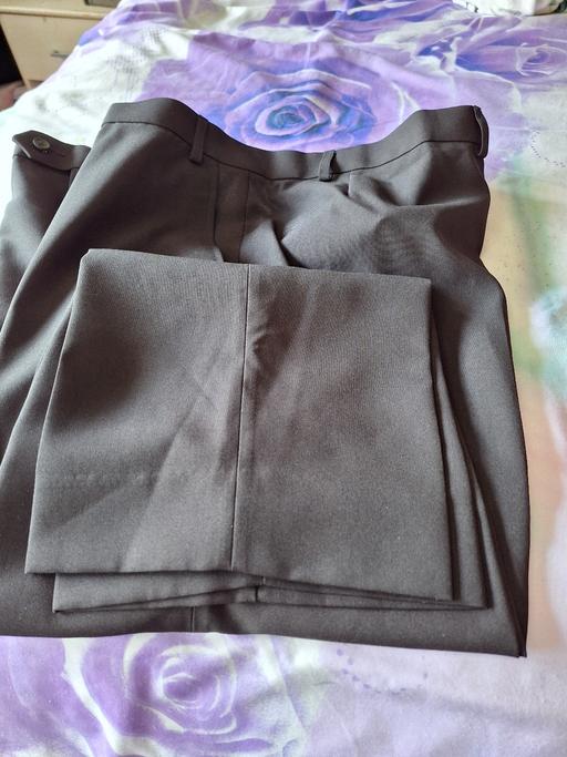  — Mens M&S trousers size 42 waist