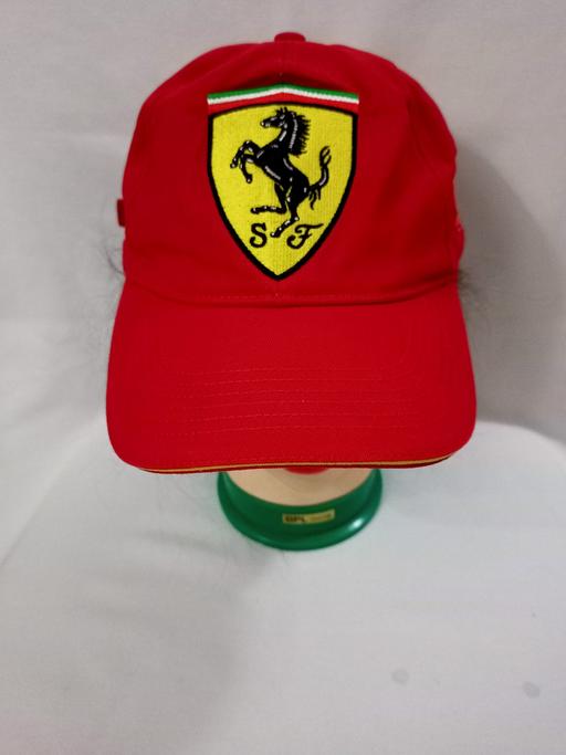  — FERRARI SCUDERIA FERRARI BASEBALL CAP.