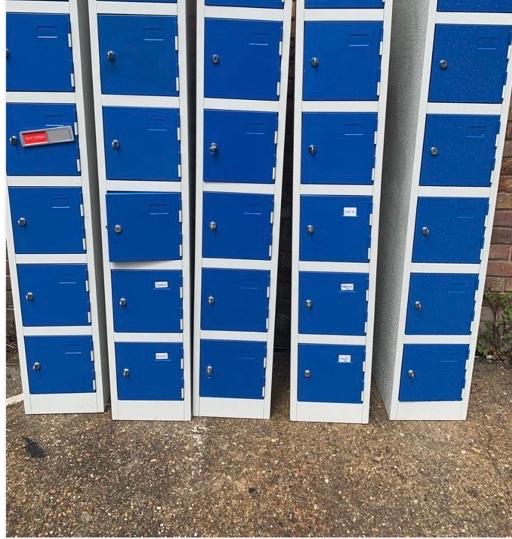  — Atlas lockers metal blue grey chassis 6 door