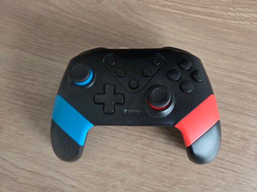  — Nintendo Switch Controller