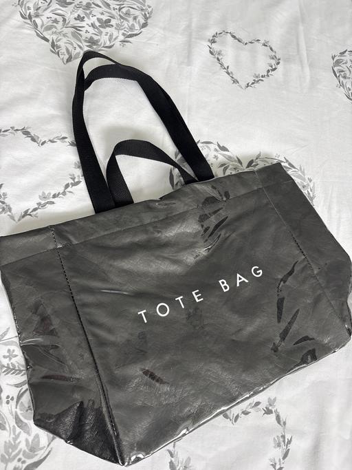  — Bag