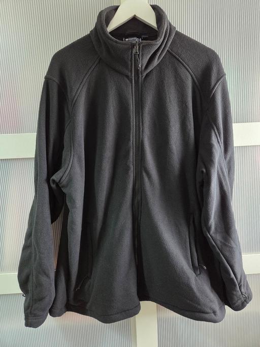  — Size XXL MOUNTAIN WAREHOUSE fleece