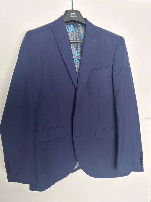  — Men’s Next Suit