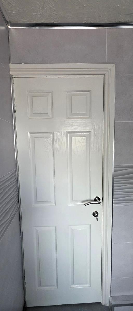  — White door