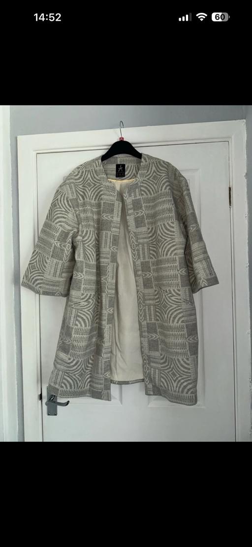  — Ladies jacket