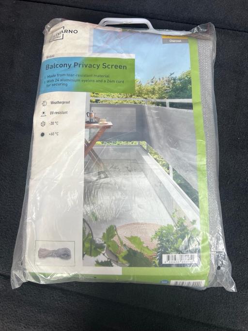  — Fence privacy screen