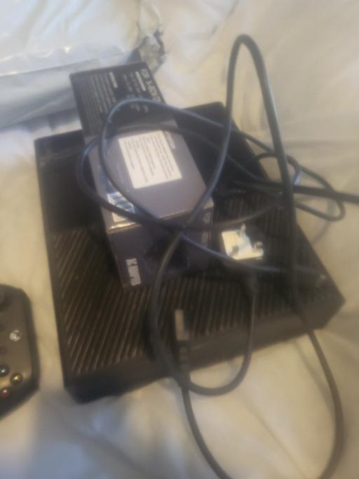  — Xbox ox one two pads not sure pads work