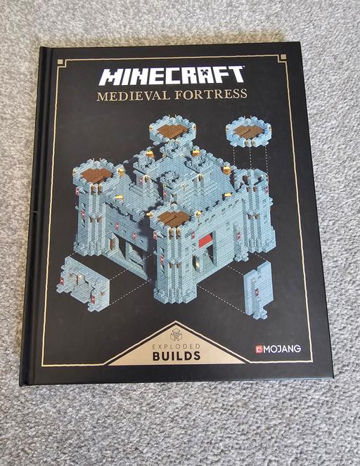  — Minecraft medieval fortress